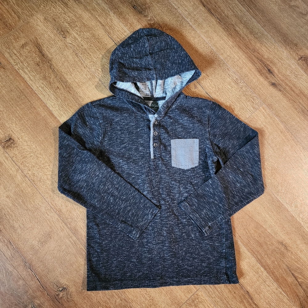 Hooded long sleeve tee